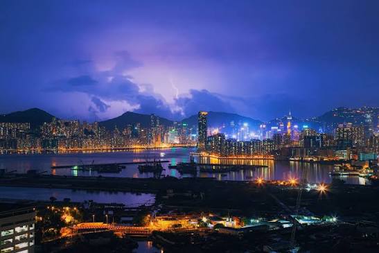 Hongkong Lightning
